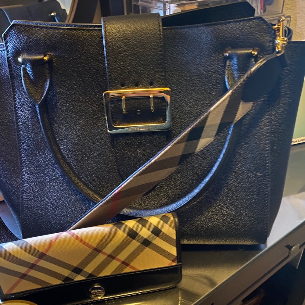 Burberry Medium Buckle Tote
